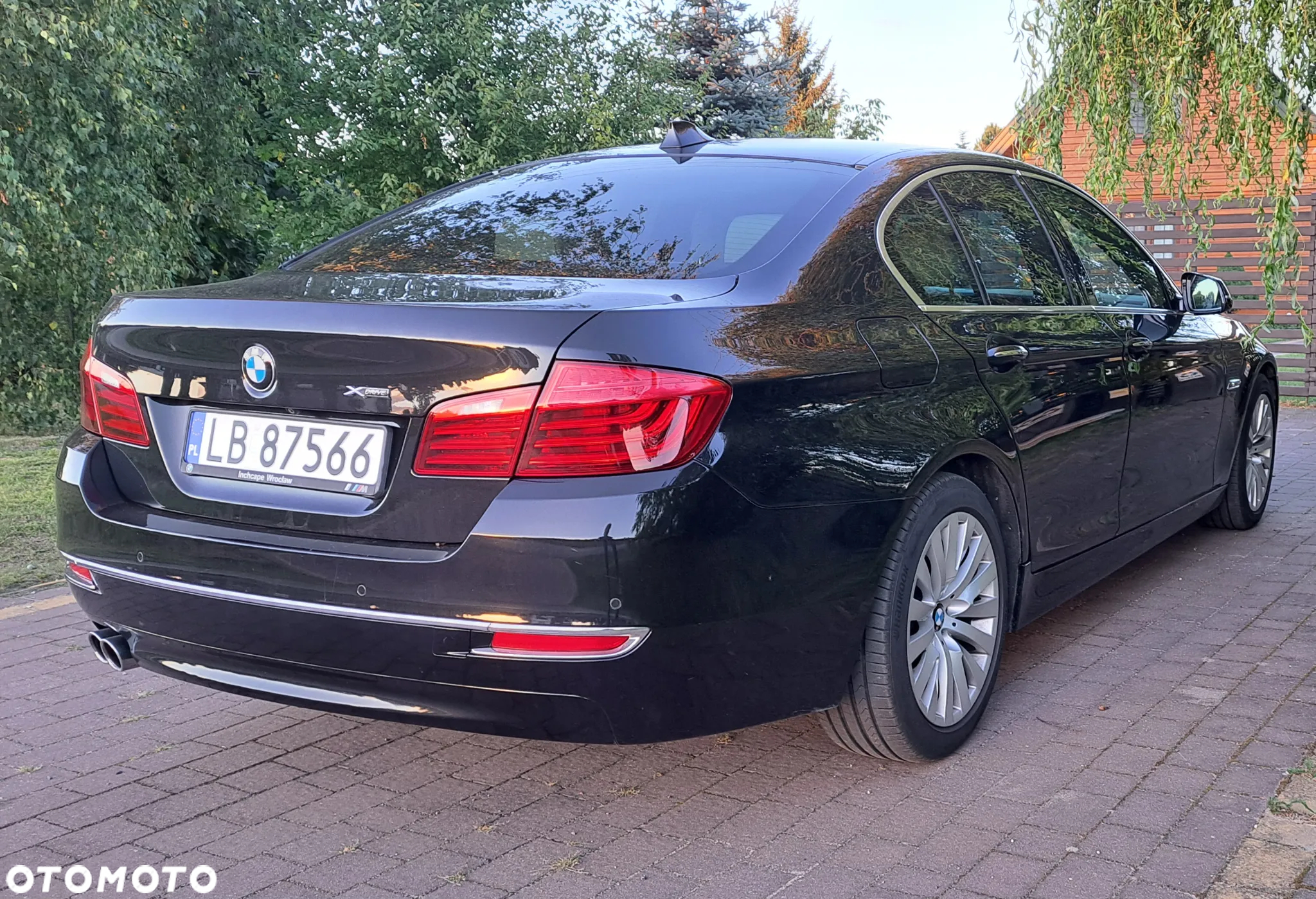 BMW Seria 5 520d xDrive Luxury Line - 4