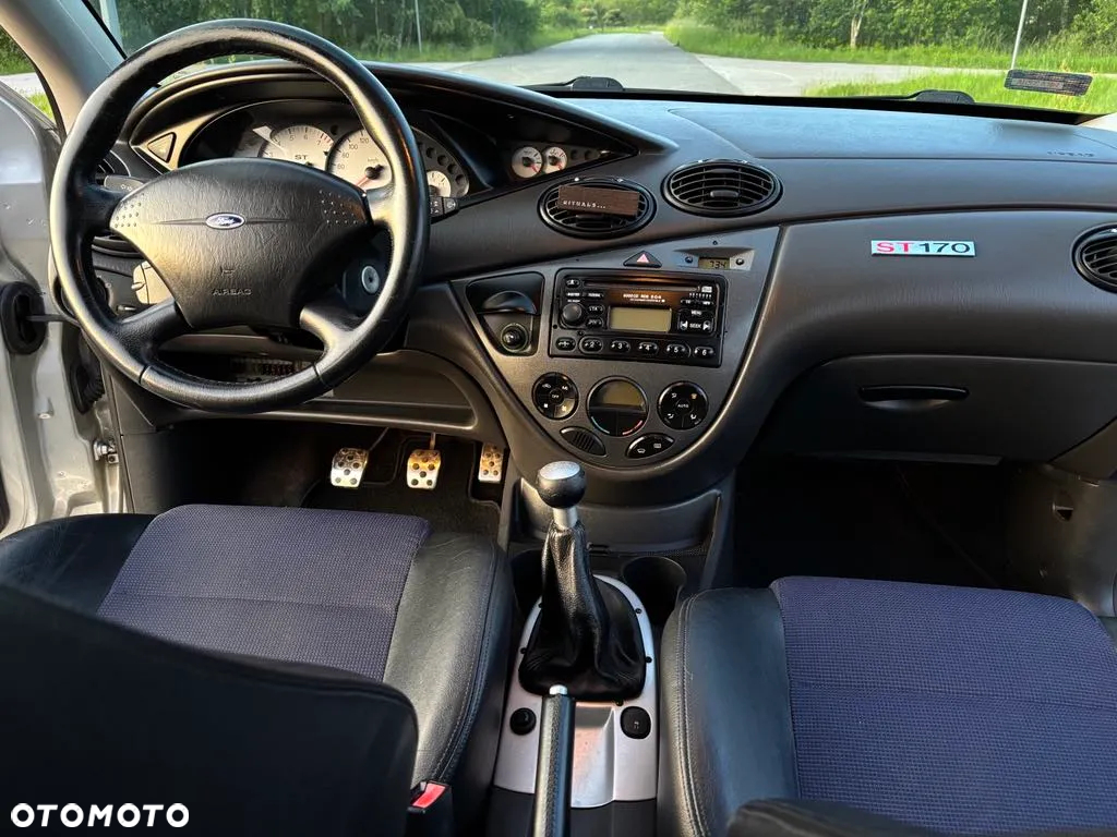 Ford Focus ST170 - 17