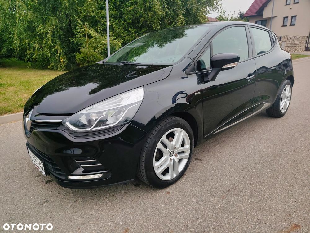 Renault Clio 1.2 16V 75 LIMITED - 38