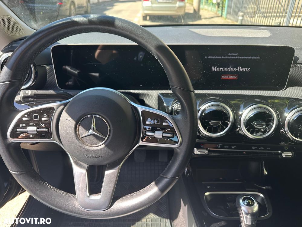 Mercedes-Benz CLA 180 - 6