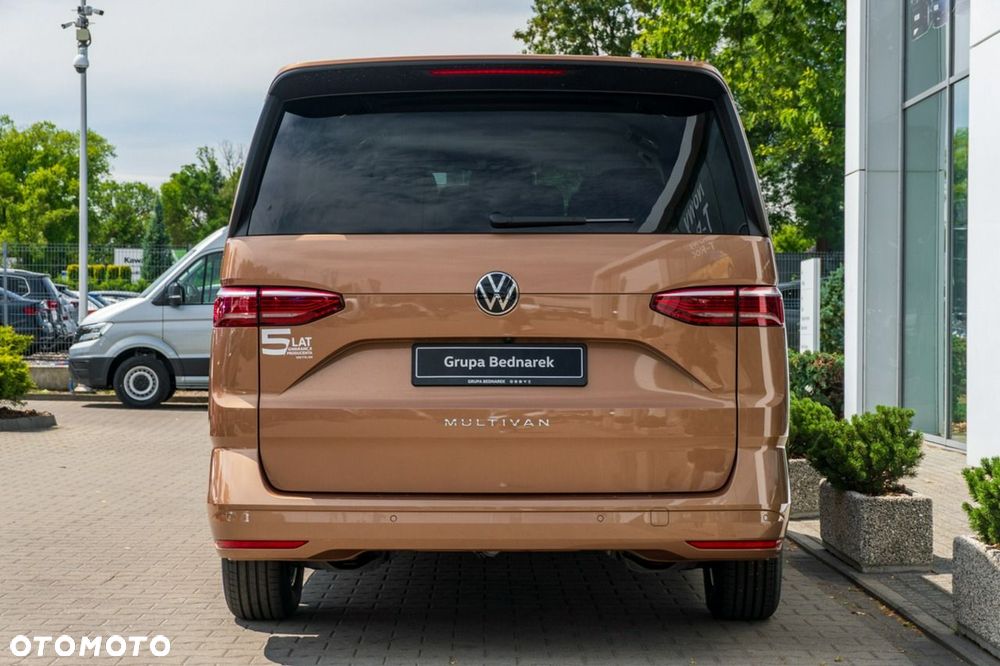 Volkswagen Multivan - 8