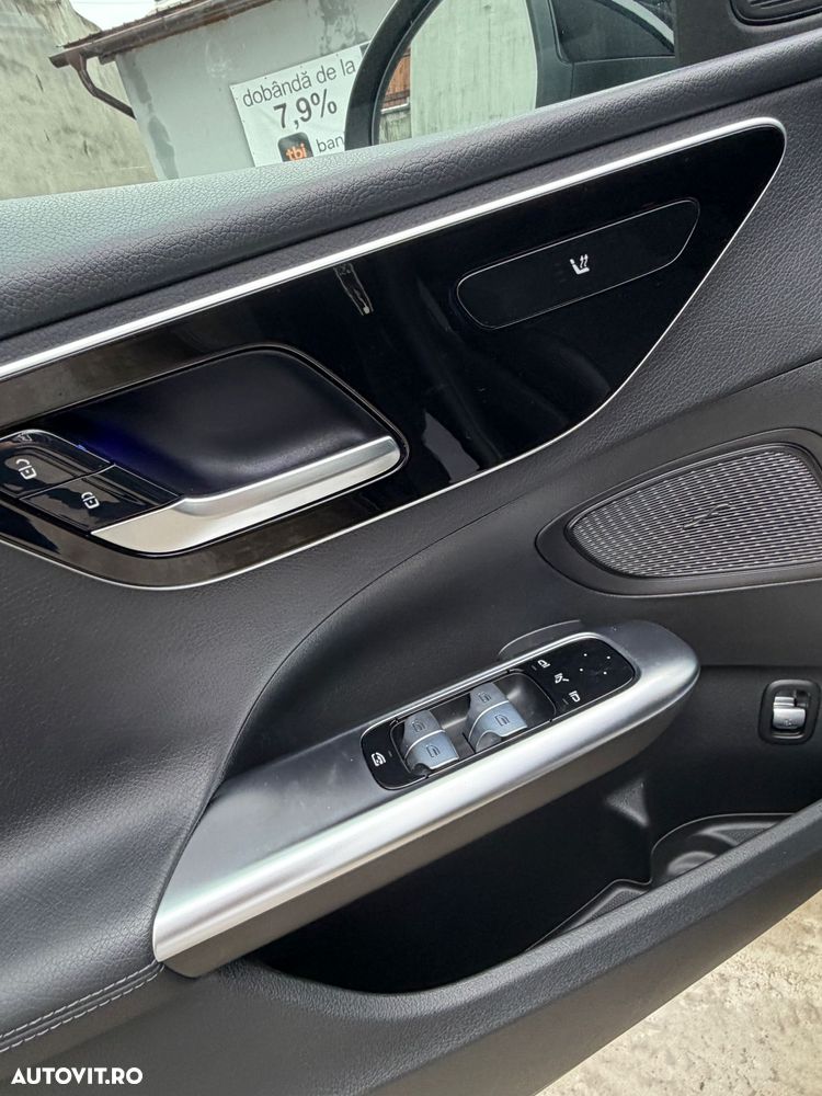 Mercedes-Benz C - 10