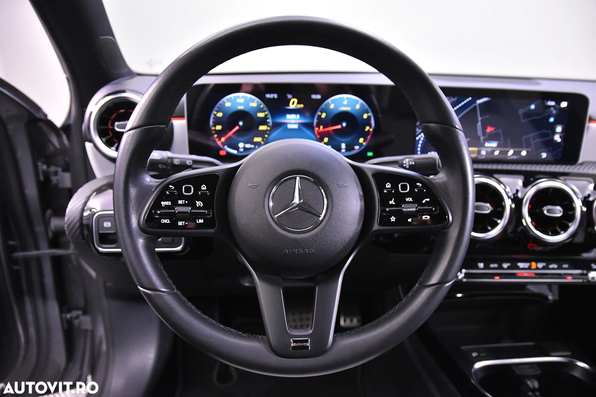 Mercedes-Benz A 200 4MATIC Aut. - 16
