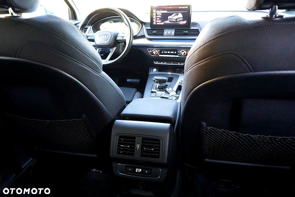 Audi Q5 40 TDI quattro S tronic S line business - 24