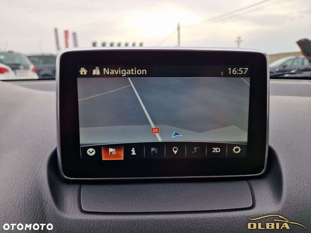 Mazda 2 - 8