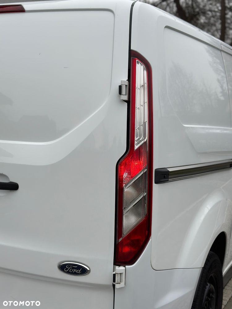 Ford Transit custom - 11
