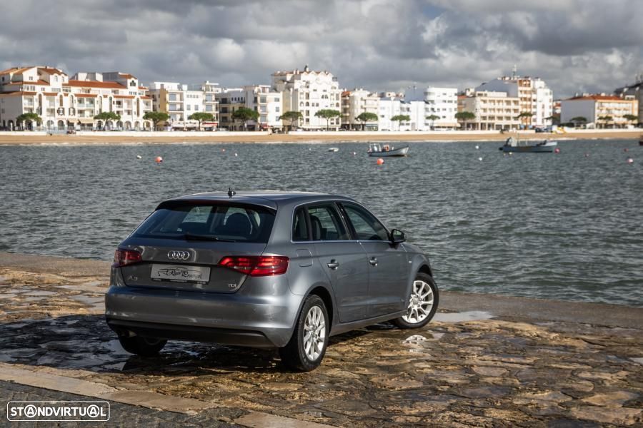 Audi A3 Sportback 2.0 TDI - 3