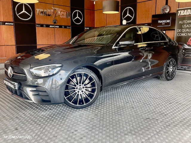 Mercedes-Benz E 300 - 25