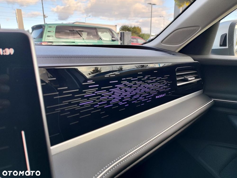 Volkswagen Passat Variant - 35