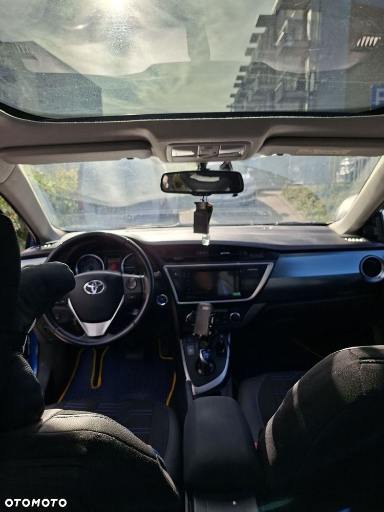 Toyota Auris - 10