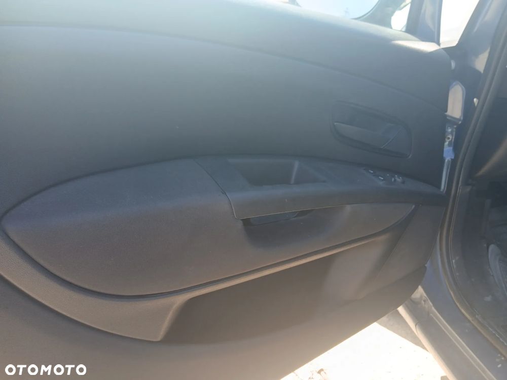 Fiat Grande punto 5d 1.2 MPI 8V CF4 65km 199 A4.000 silnik skrzynia napęd sanki belka wahacz wahacze zacisk zaciski zwrotnica piasta kopyto mc person amortyzator - 10