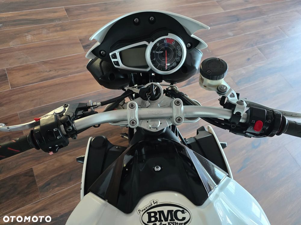Triumph Speed Triple - 8