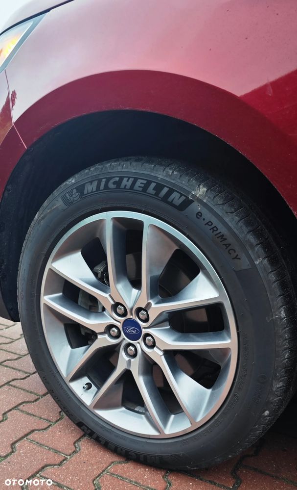 Ford Edge - 13