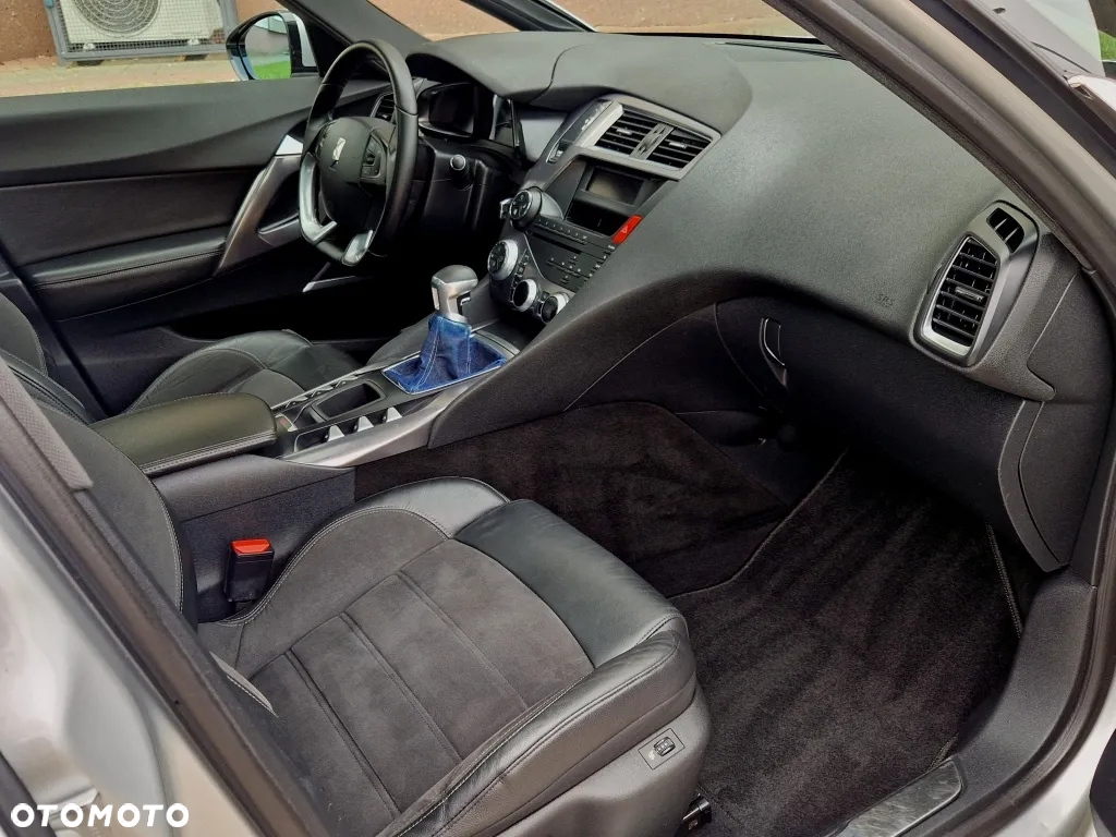 DS Automobiles DS 5 - 17