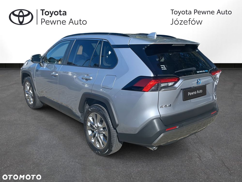 Toyota RAV4 - 4