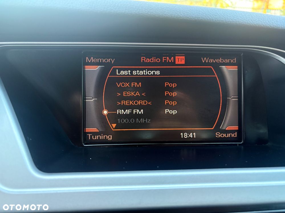 Audi A4 Limousine 2.0 TDI DPF S line Sportpaket - 13