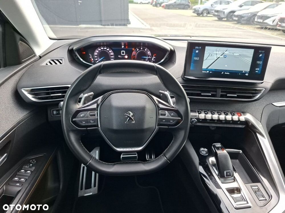 Peugeot 3008 1.2 PureTech Road Trip S&S EAT8 - 16