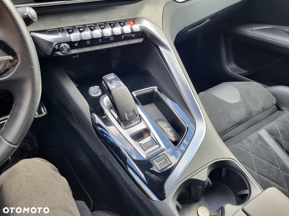 Peugeot 3008 BlueHDi 180 Stop & Start EAT6 GT - 28