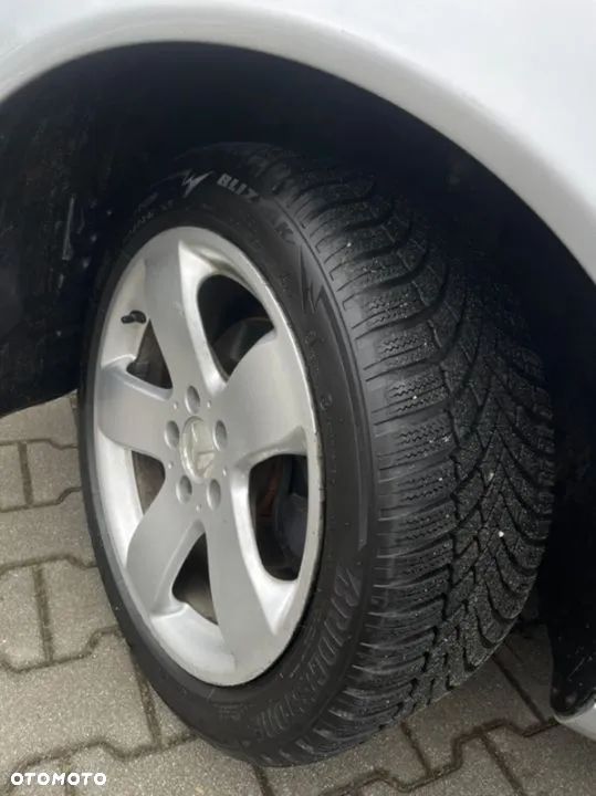 Mercedes-Benz Klasa E - 13