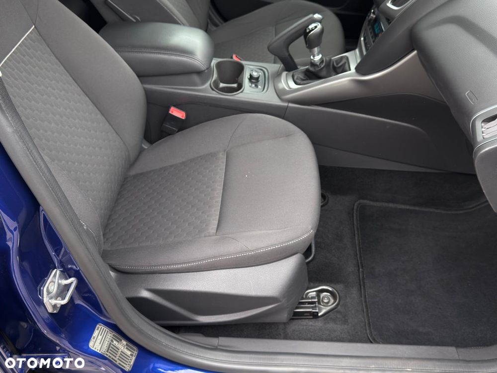 Ford Focus 1.6 TDCi DPF Start-Stopp-System Titanium - 17