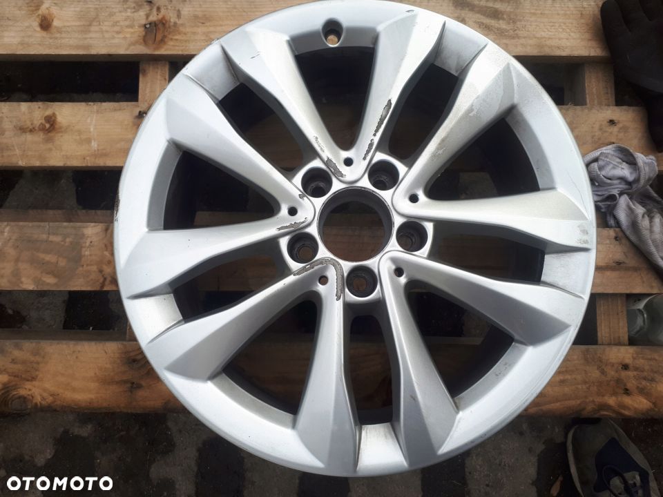 ORYG. MERCEDES 17 C-KLASA 205 7J 225 - 1
