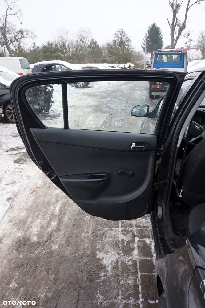 DRZWI TYLNE LEWE I20 I 5D HB FR  CZARNY HYUNDAI 2008-2012 - 8