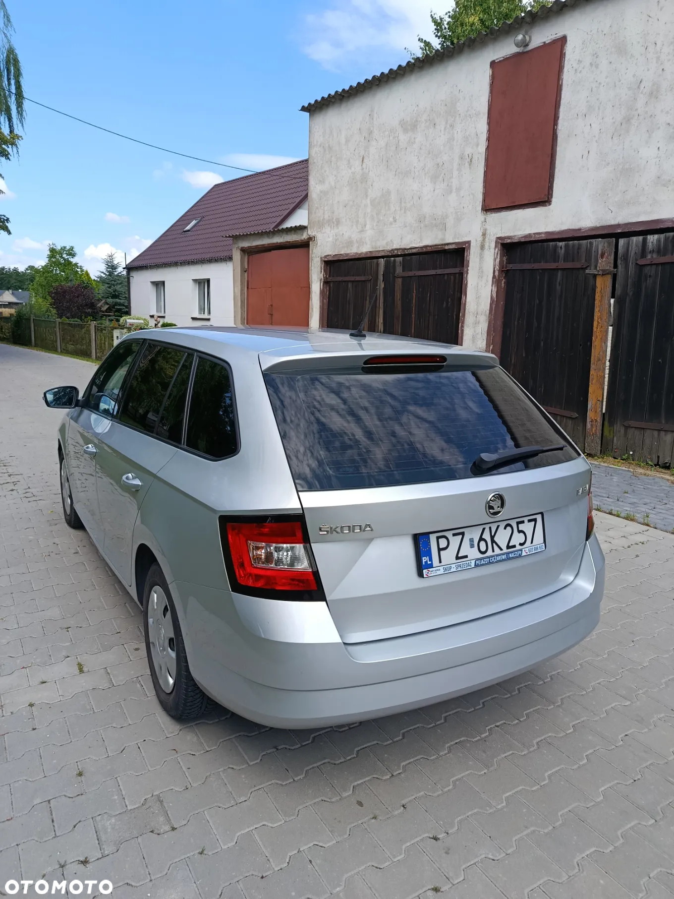 Skoda Fabia - 4