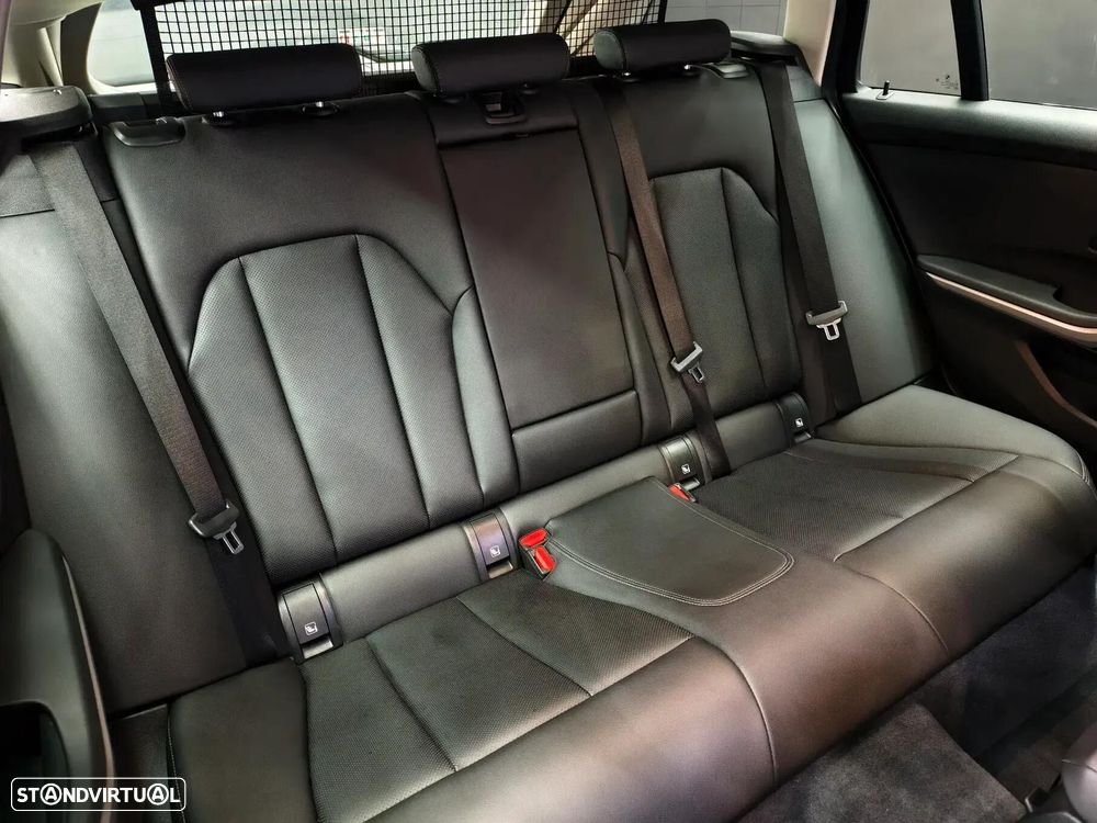 BMW 318 d Auto - 26
