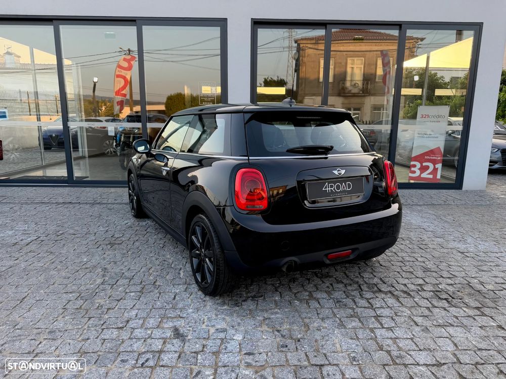 MINI 3 Portas One D - 29