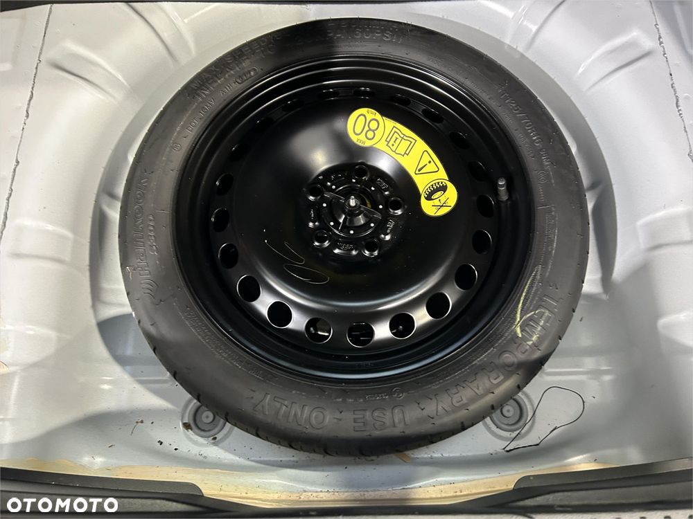 Ford Focus 1.5 EcoBlue STart-Stopp-System TITANIUM - 17