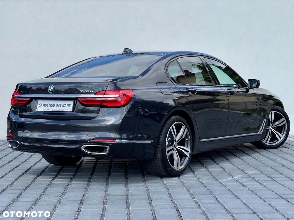 BMW Seria 7 2017 photo 4