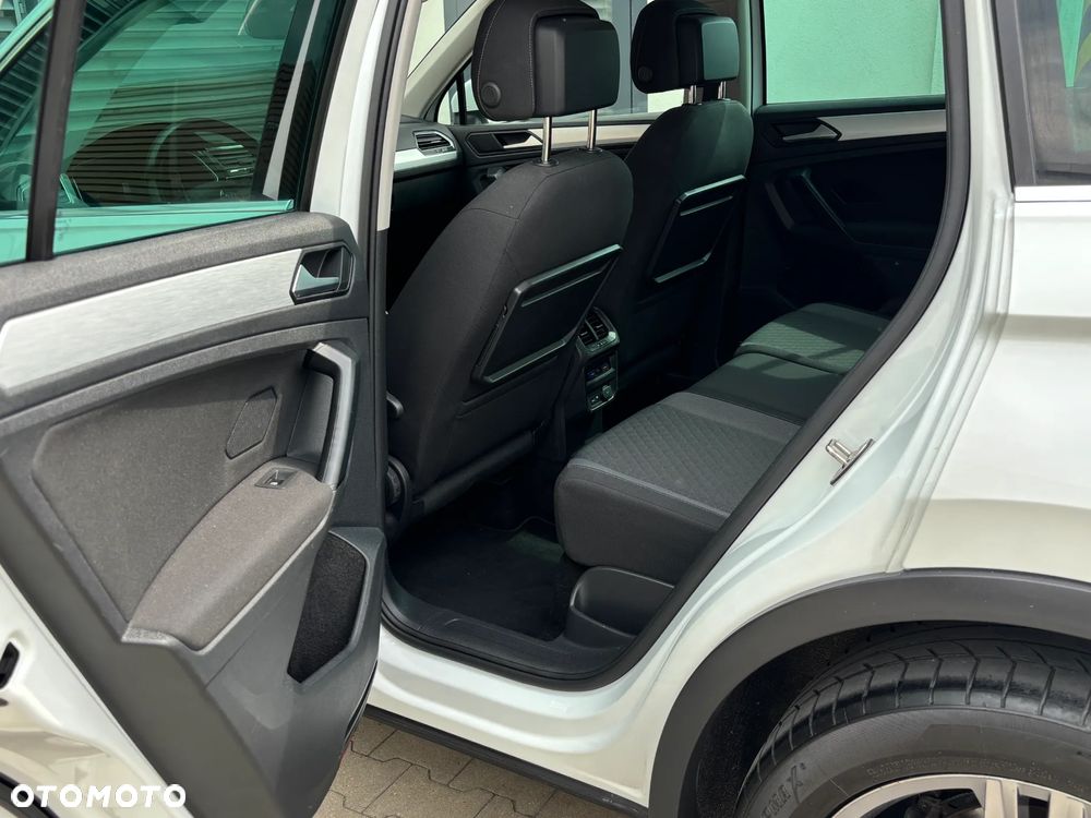 Volkswagen Tiguan 2.0 TDI SCR 4Motion (BlueMotion Techn.) DSG Highline - 32