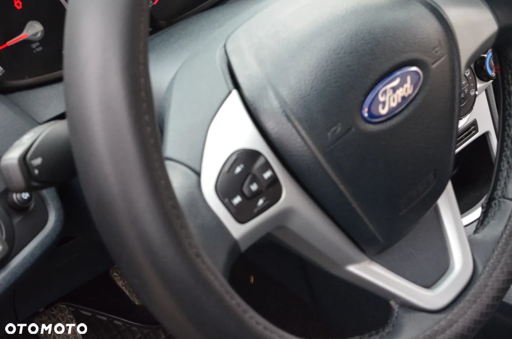 Ford Fiesta 1.25 Ambiente - 28