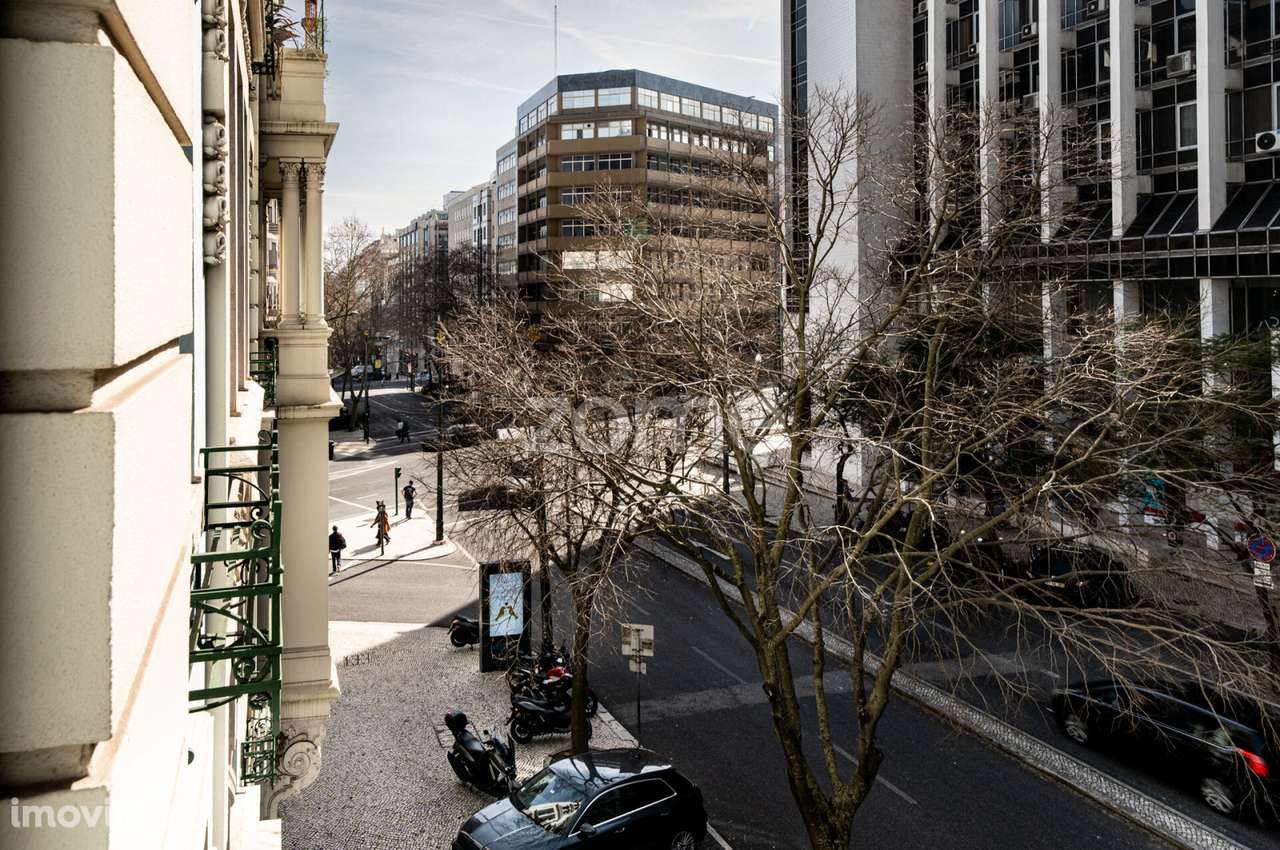 T2 no emblematico Héron Castilho - Grande imagem: 2/36