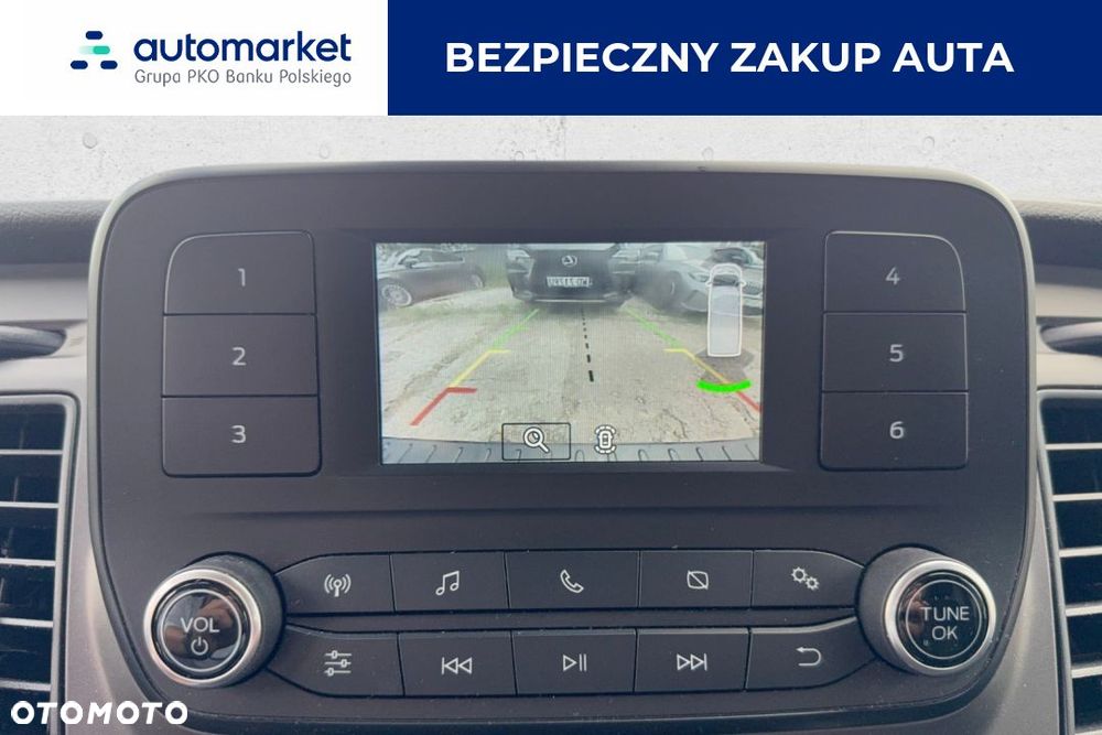 Ford Tourneo Custom - 20