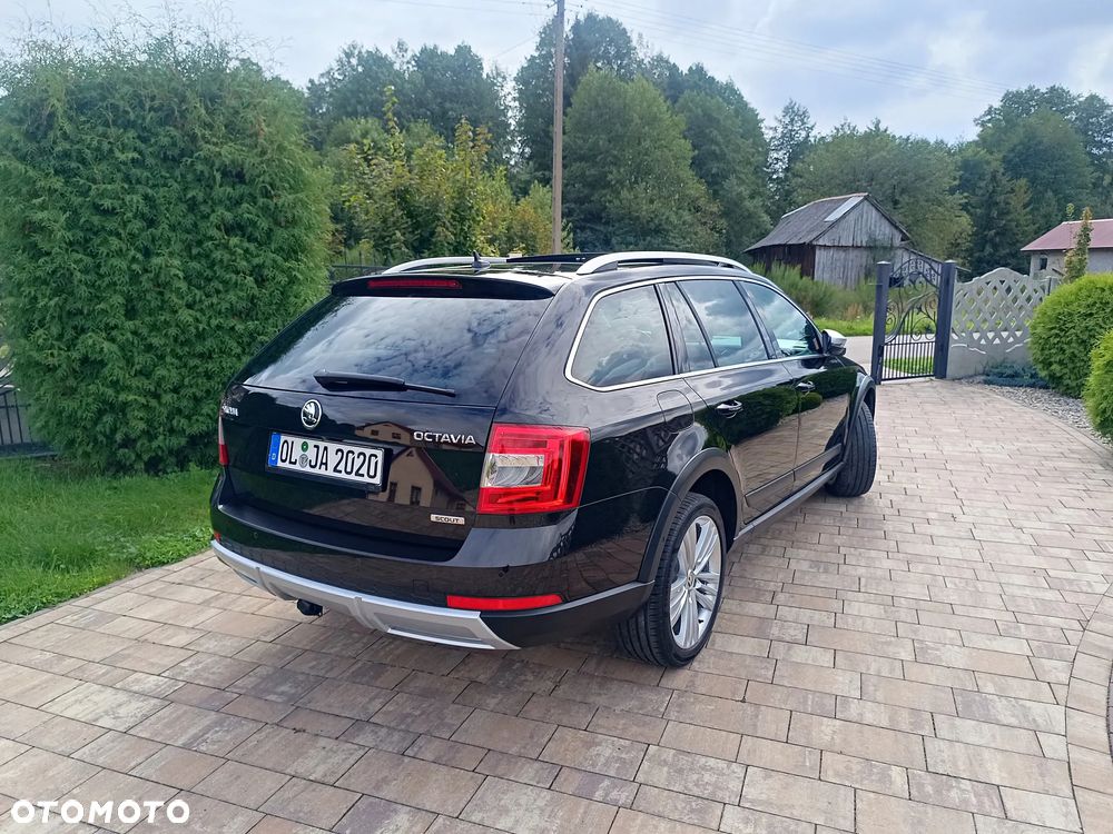 Skoda Octavia 2.0 TDI 4x4 DSG Scout - 40