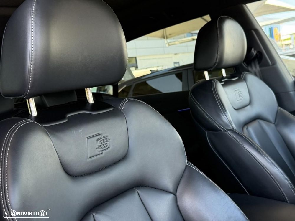 Audi Q8 60 TFSIe quattro S line Tiptronic - 18