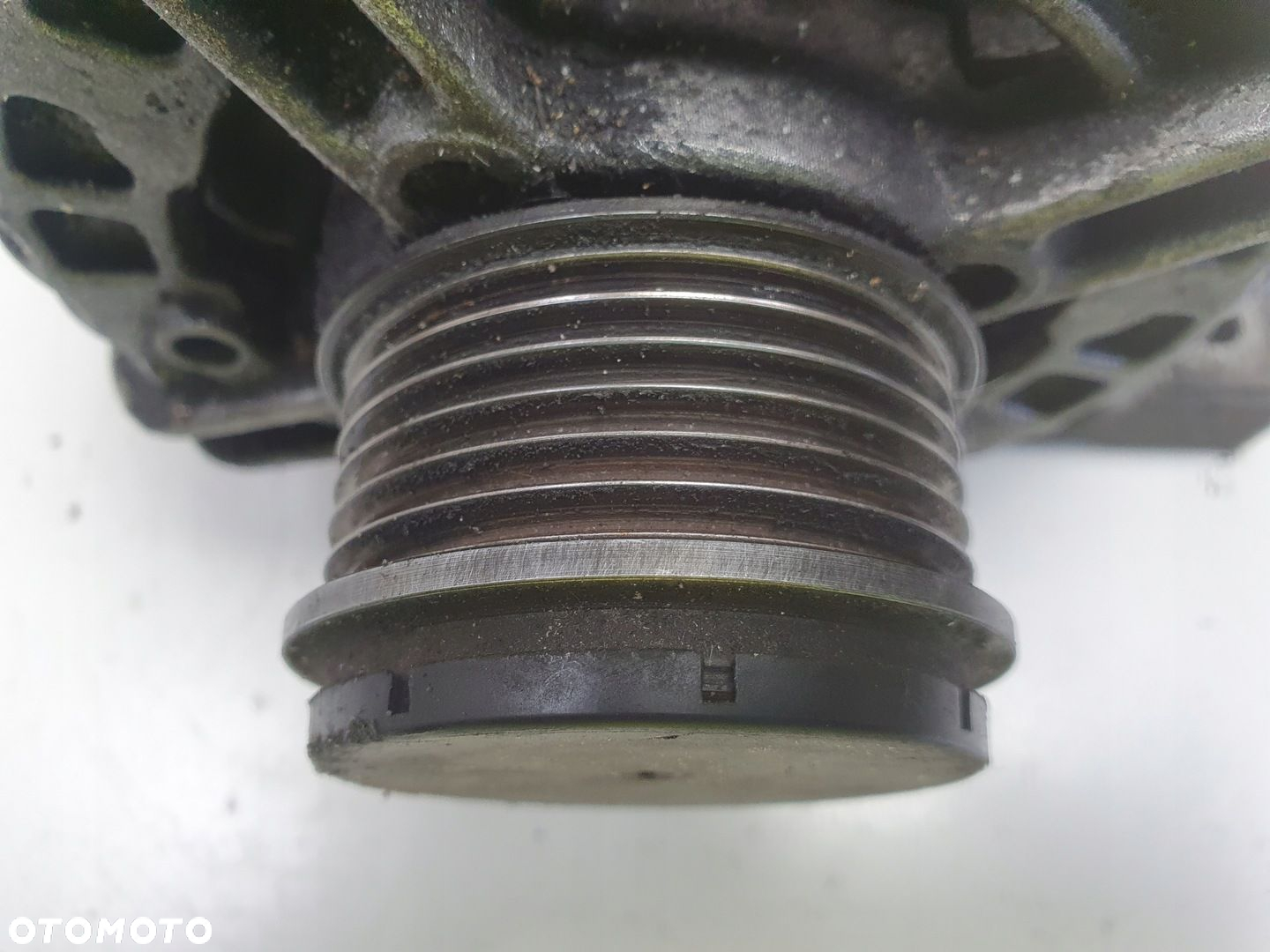 Volvo S60 V70 2.4 T ALTERNATOR bosch - 8