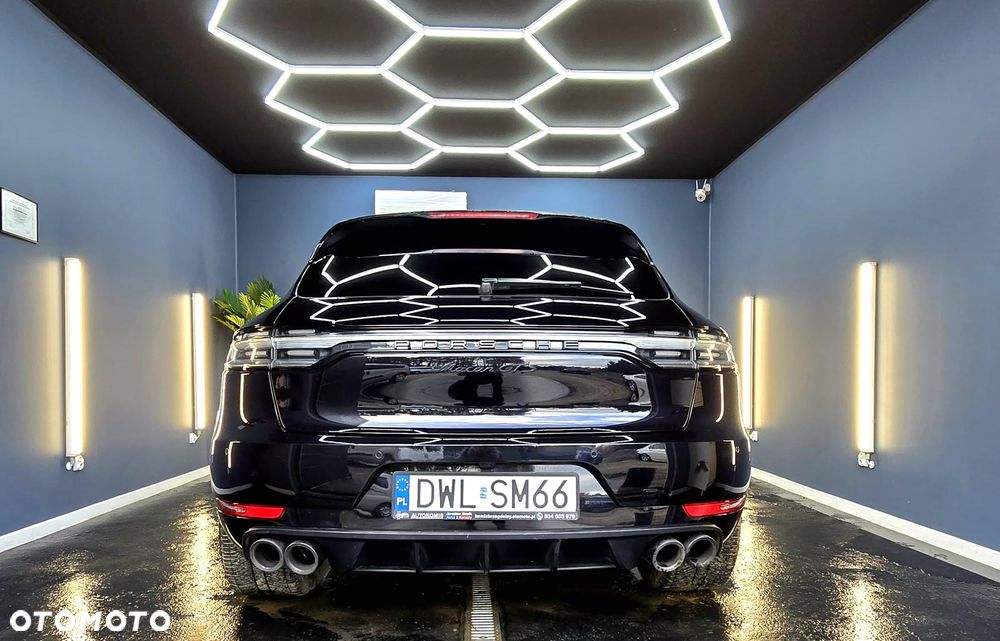 Porsche Macan GTS - 34