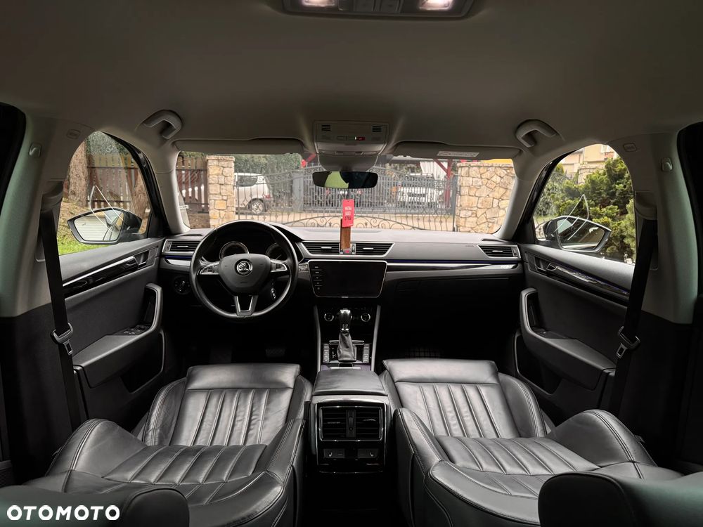 Skoda Superb 2.0 TDI SCR 4x4 L&K DSG - 12