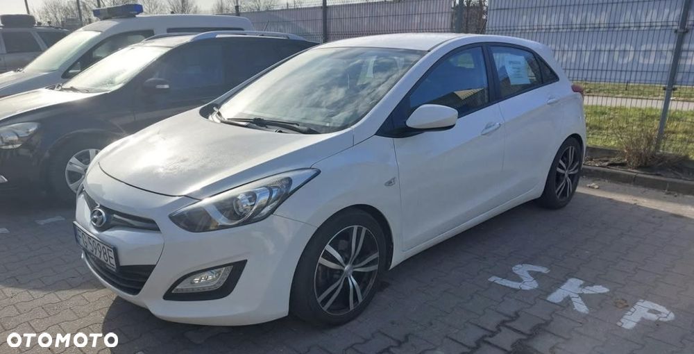Hyundai i30 1.6 CRDi Comfort - 1