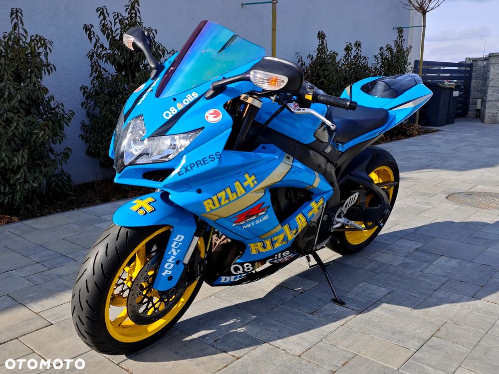 Suzuki GSX-R - 1