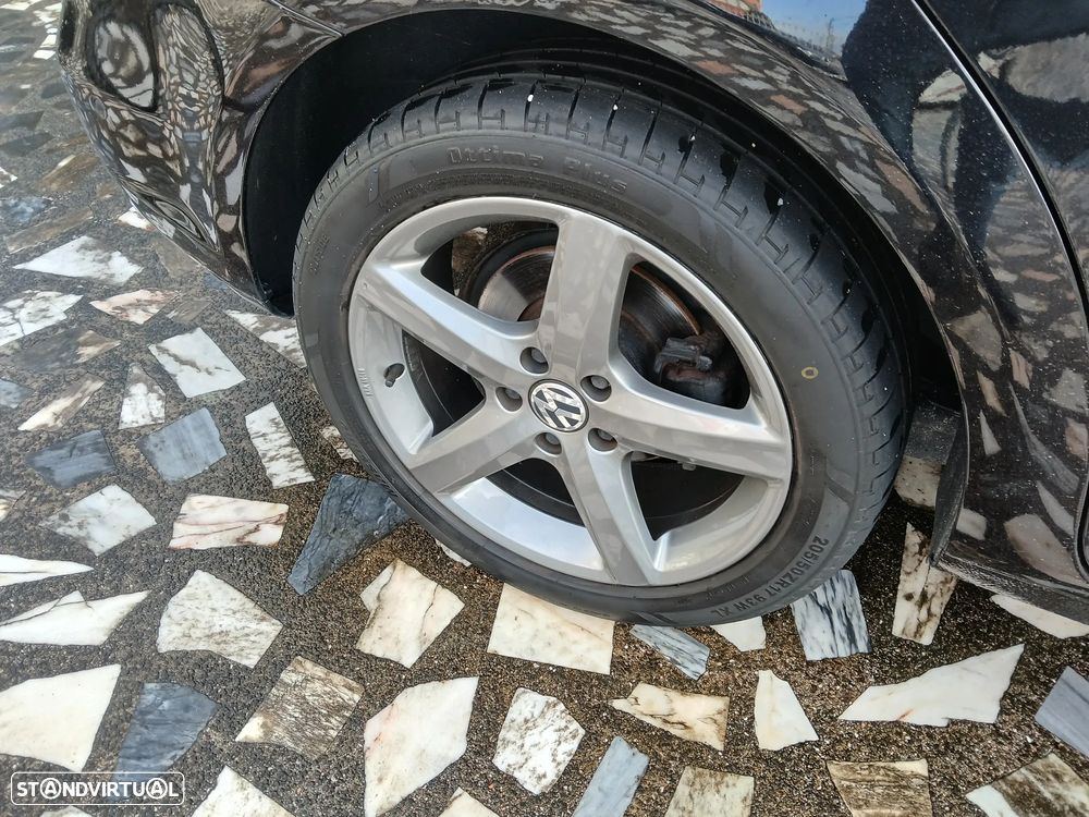 VW Touran 1.6 TDI Blue.Highine 7L - 9