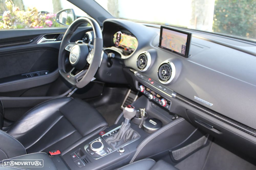 Audi RS3 Limousine - 29