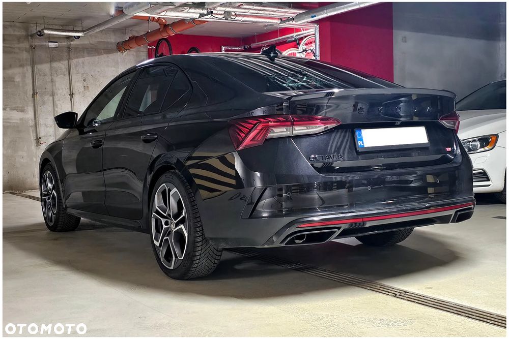 Skoda Octavia 2.0 TSI RS DSG - 4