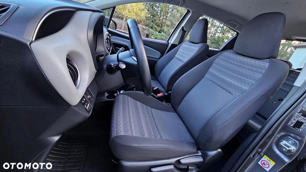 Toyota Yaris 1.33 VVT-i Edition-S - 23