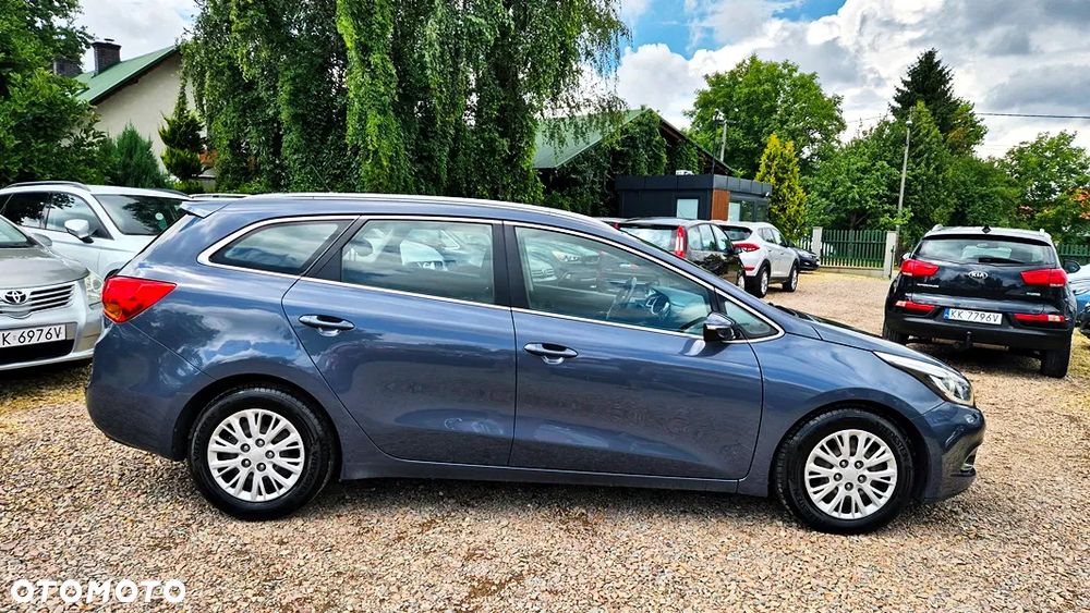 Kia Ceed 1.6 GDI Platinum Edition - 11