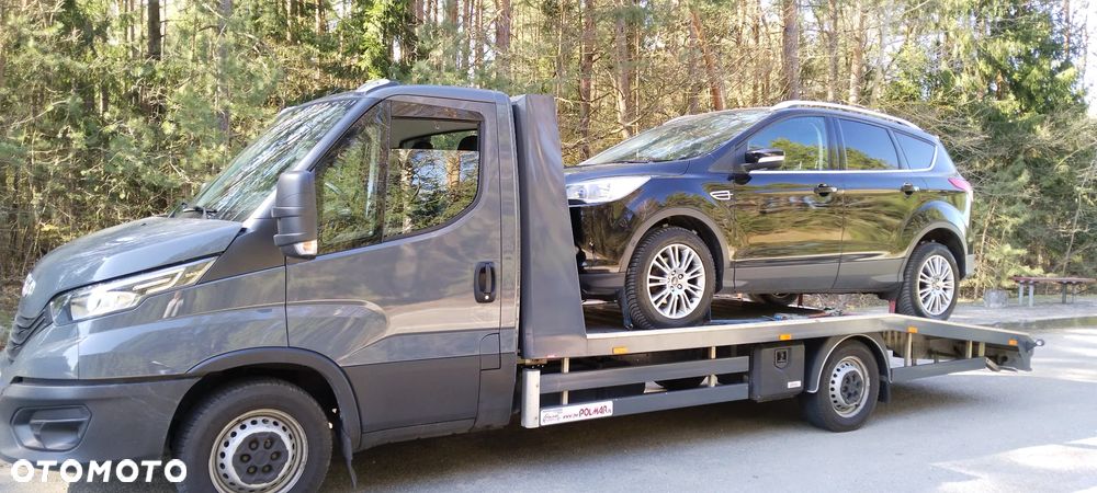 Ford Kuga 1.6 EcoBoost 2x4 Titanium - 6