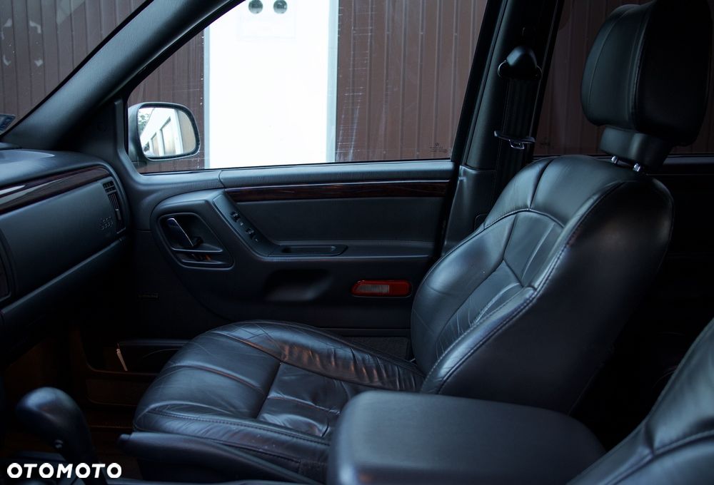 Jeep Grand Cherokee 4.7 Limited - 17