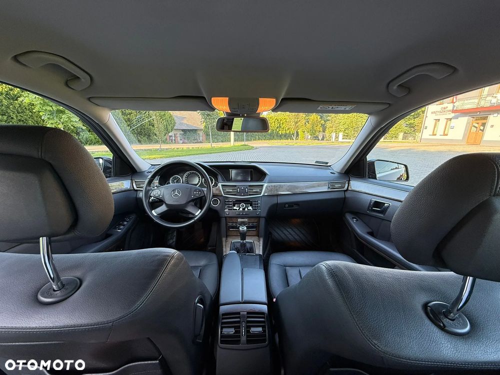 Mercedes-Benz Klasa E 250 CDI BlueEff Elegance - 20